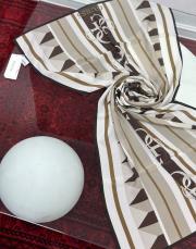 bronz 5743 guess şal